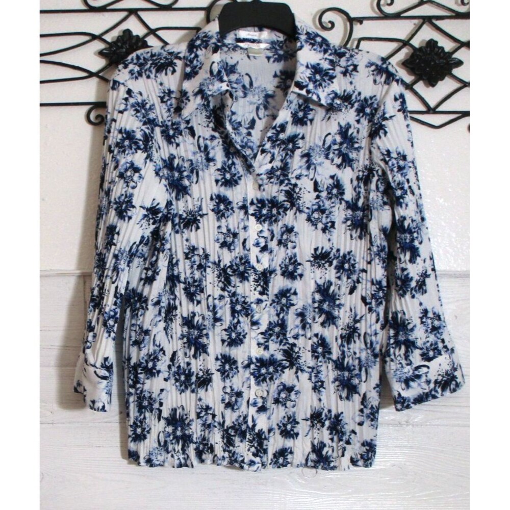 Christopher & Banks Button Up Top Women's Size XL Blue Floral Long Sleeve